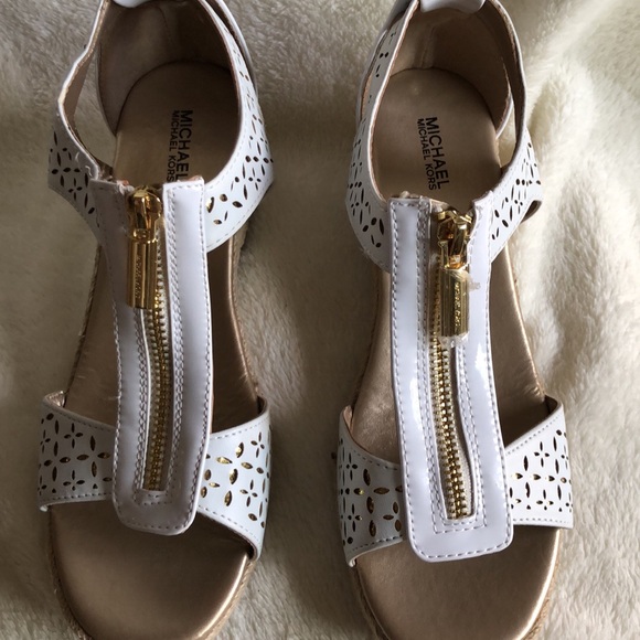 MICHAEL Michael Kors Shoes - NWOB Michael Kors sandals